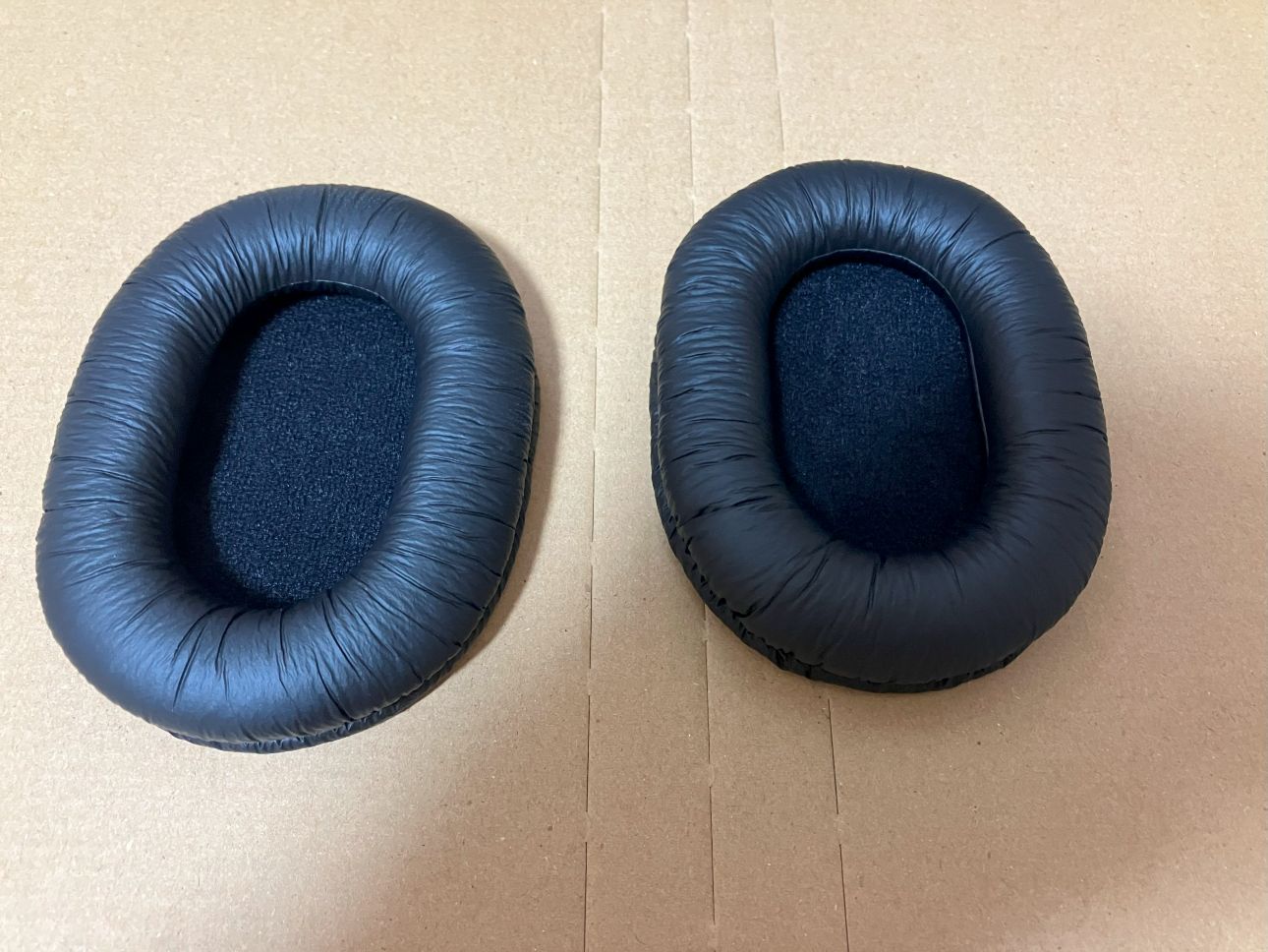 新品のイヤーパッド